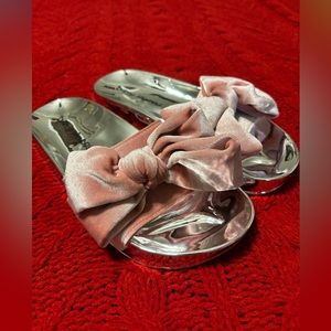Dirty Laundry Pink Bow Slides | Women’s US 8
